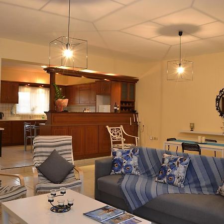 Sofoklis Apts スタロス エクステリア 写真