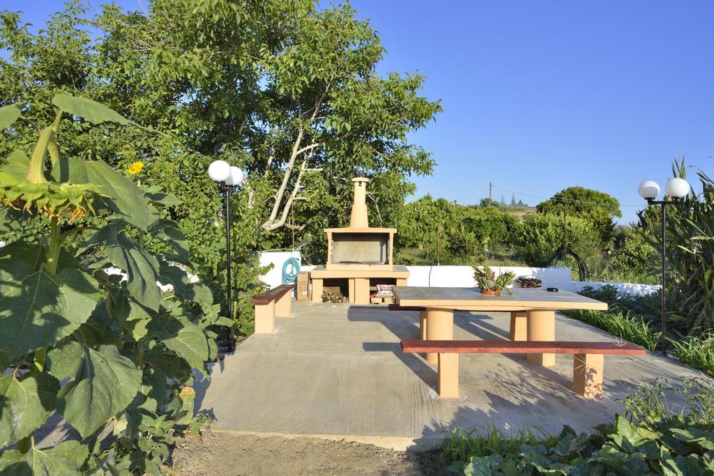 Sofoklis Apts スタロス エクステリア 写真